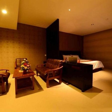 Emilia Hotel By Amazing - Palembang Eksteriør bilde