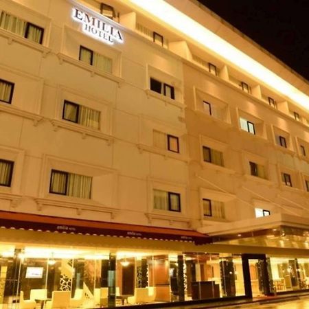 Emilia Hotel By Amazing - Palembang Eksteriør bilde