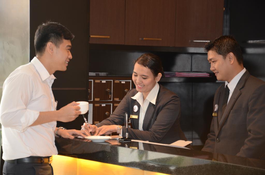 Emilia Hotel By Amazing - Palembang Eksteriør bilde
