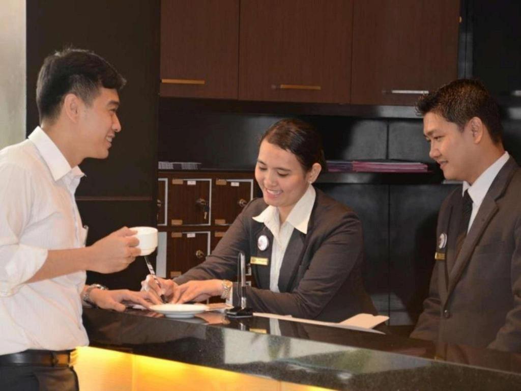 Emilia Hotel By Amazing - Palembang Eksteriør bilde