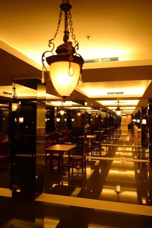 Emilia Hotel By Amazing - Palembang Eksteriør bilde