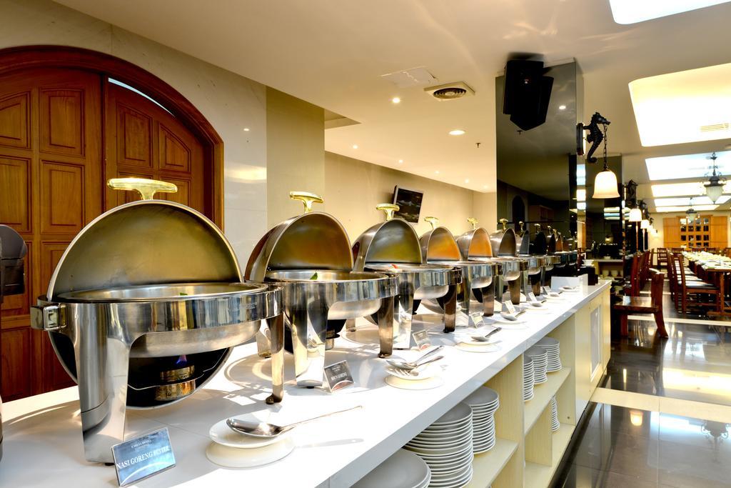 Emilia Hotel By Amazing - Palembang Eksteriør bilde